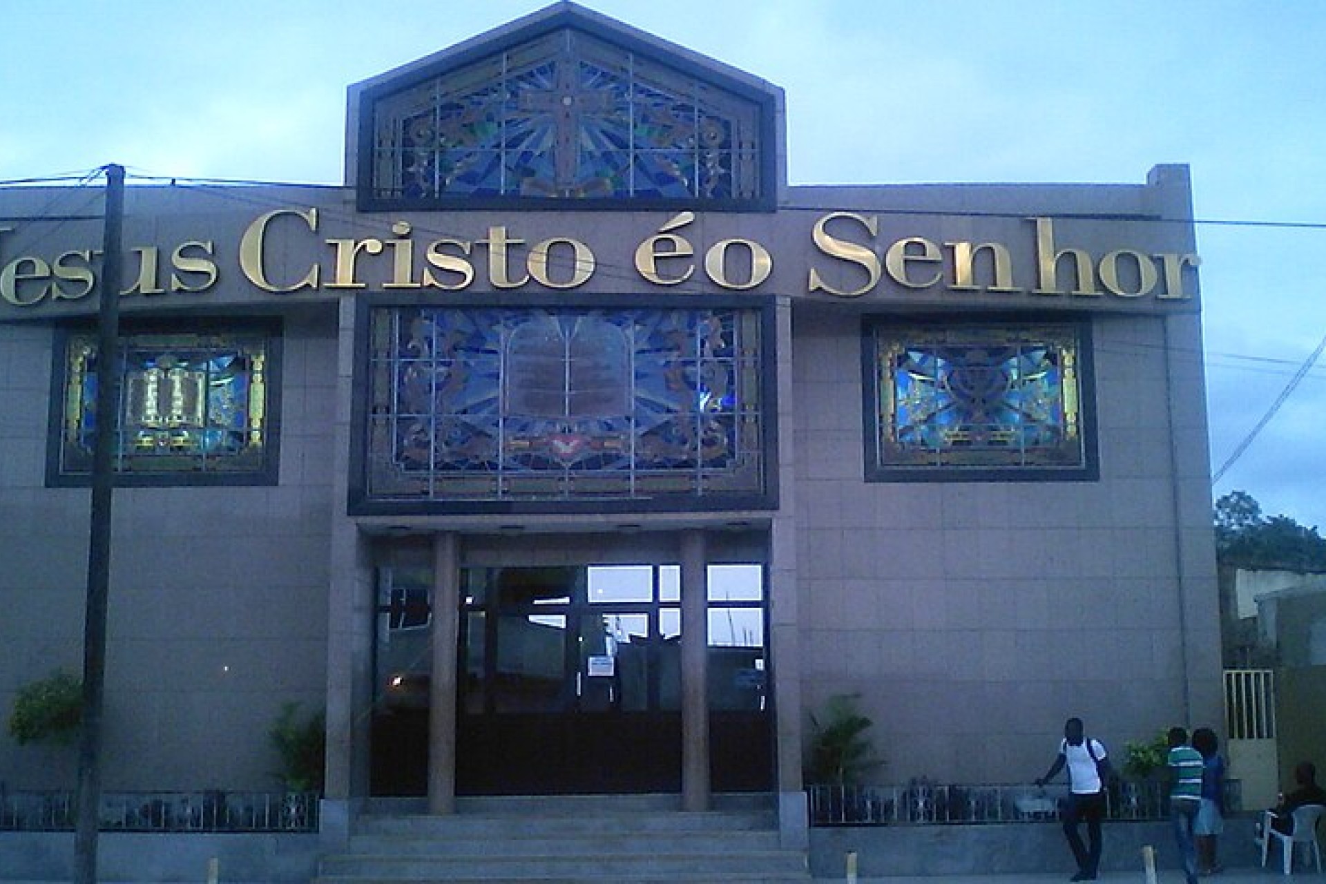 La "lavanderia" Universal di Edir Macedo